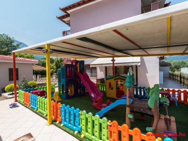 Anassa-Akis Rezidencia *****