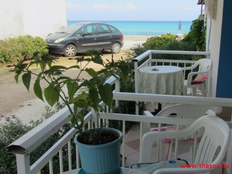 Mária Stúdió (parti) ***