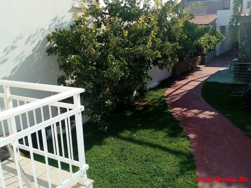 Viki Apartman és Stúdió II. (Parti) ****