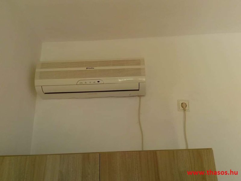 Viki Apartman és Stúdió II. (Parti) ****